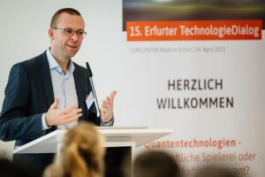 Erfurt , 250423 , 15. Erfurter TechnologieDialog

Im Bild: Dr. Gabriel Kittler, Vorstandsvorsitzender FIZ Erfurt e.V. und Geschäftsführer der X-FAB Semiconductor Foundries GmbH

Foto: Steve Bauerschmidt